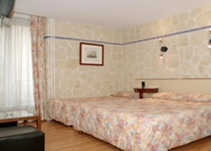 Hauteville Opera 3*