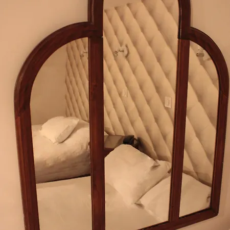 Hauteville Opera 3*