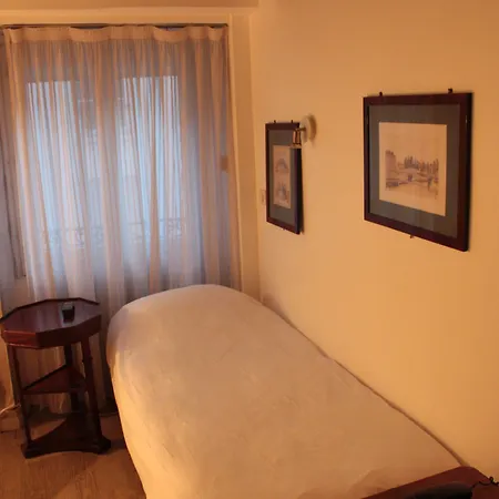 Hauteville Opera Hotel 3*