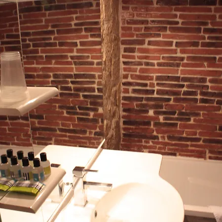 Hauteville Opera Hotel