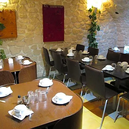 Hotel Hauteville Opera 3*
