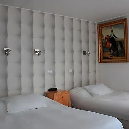 Hauteville Opera Hotel 3*
