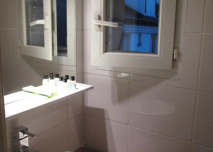 Otel Hauteville Opera