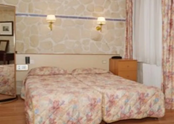 Hauteville Opera Otel