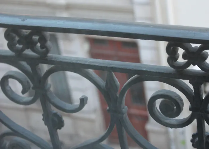 Hauteville Opera 3* Paris