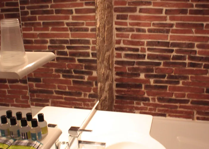 Hauteville Opera Otel