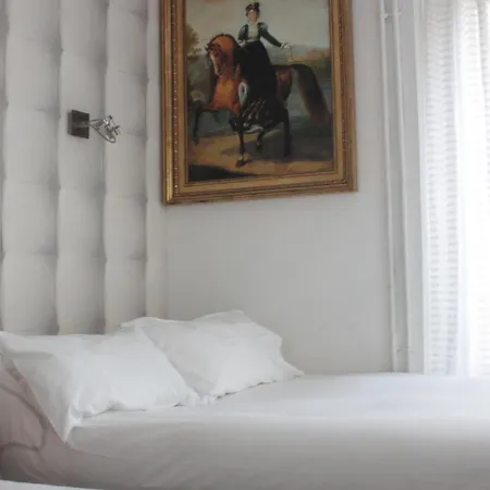 Otel Hauteville Opera